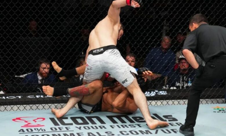 UFC suguhkan laga petarung yang tersebut sedang naik daun pada UFC 318